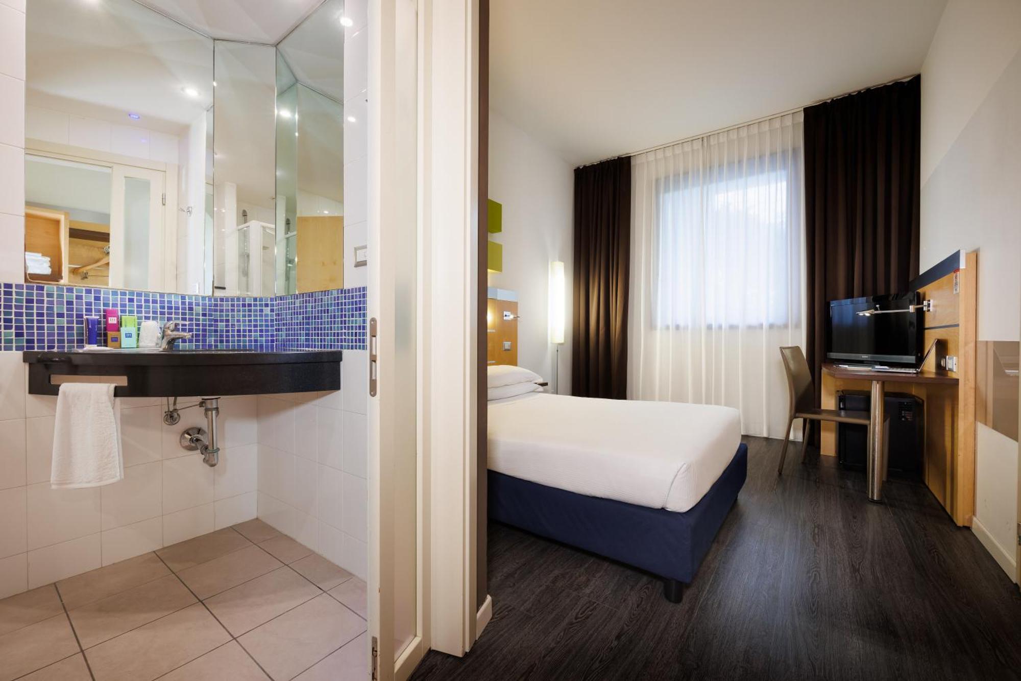Ih Hotels Milano Gioia מראה חיצוני תמונה