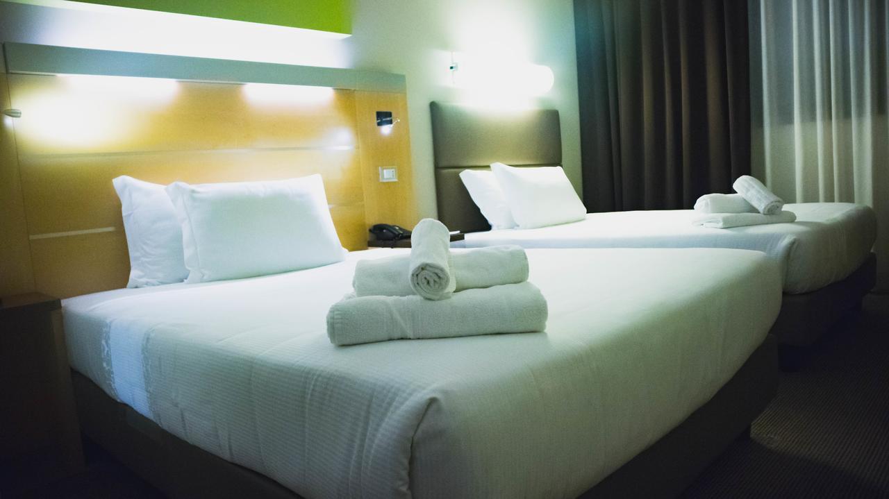 Ih Hotels Milano Gioia מראה חיצוני תמונה